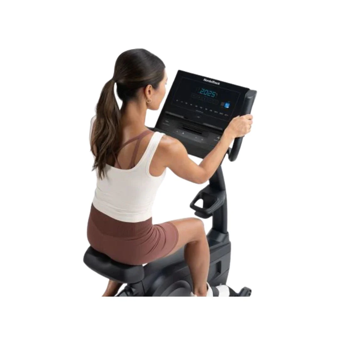 GX LE Upright Bike - Image 4