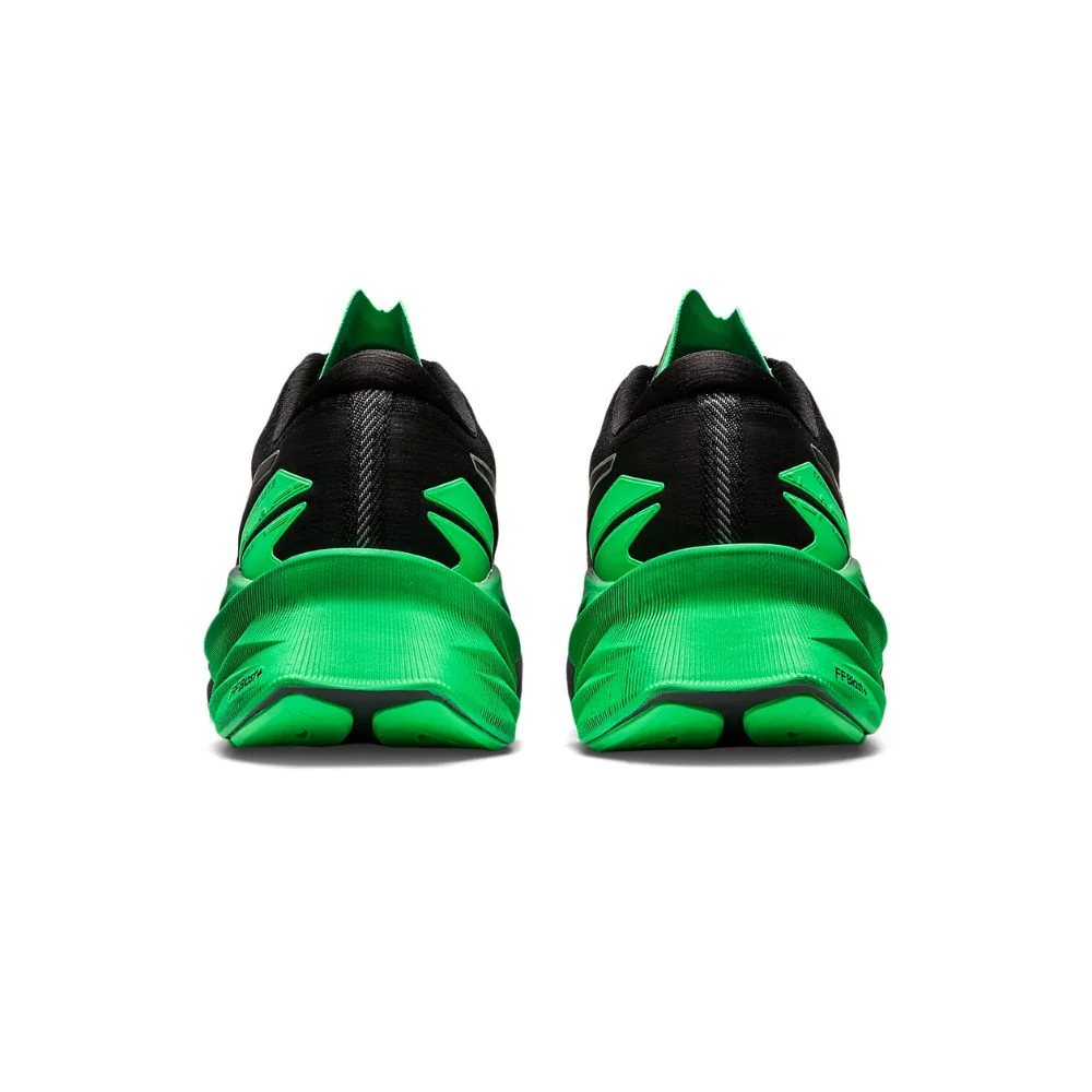 Novablast 3 Lite-Show Shoes - Image 4