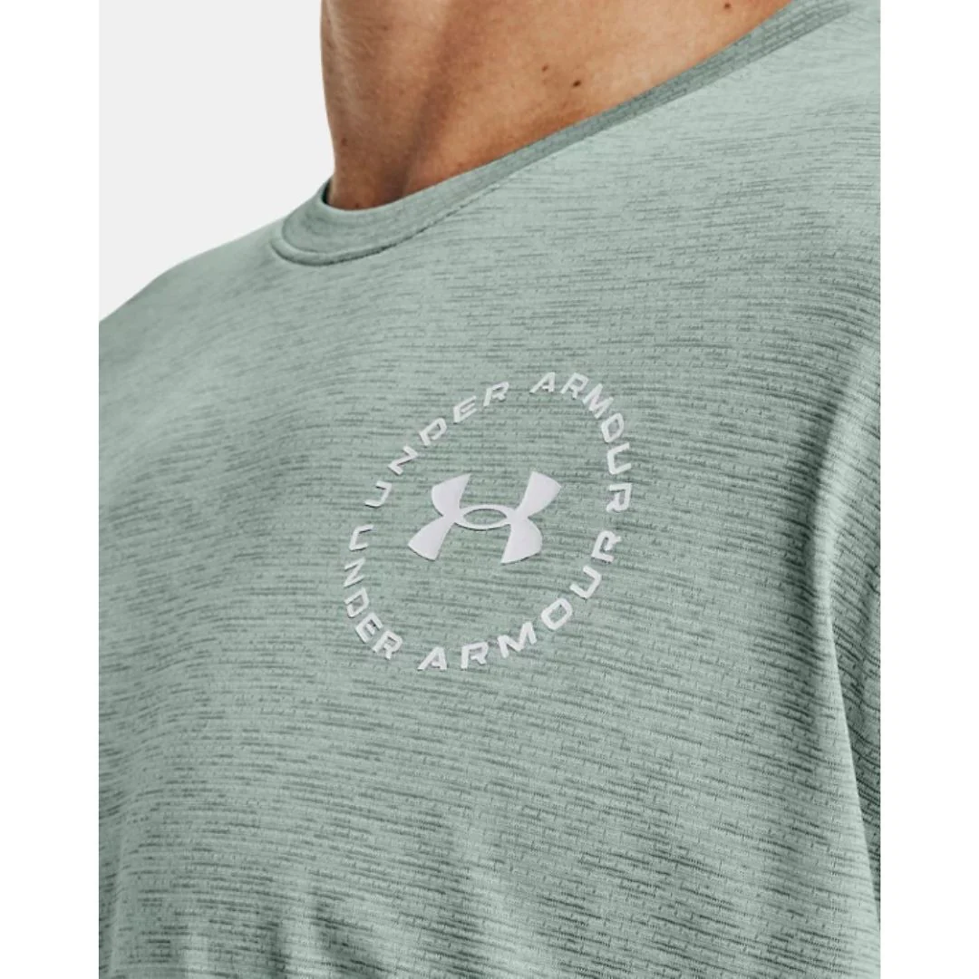 Training Vent Graphic T-shirt - Image 6