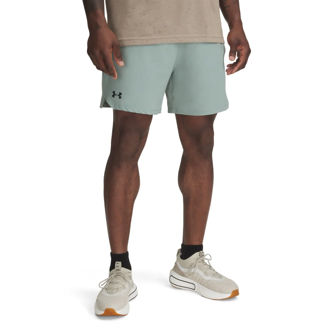 Vanish Woven 6 Inch Shorts