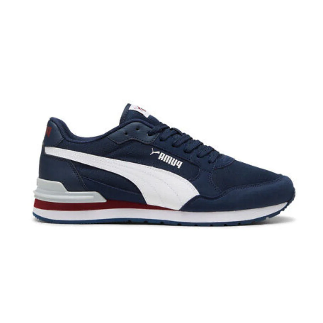 ST Runner V4 Mesh Club Shoes