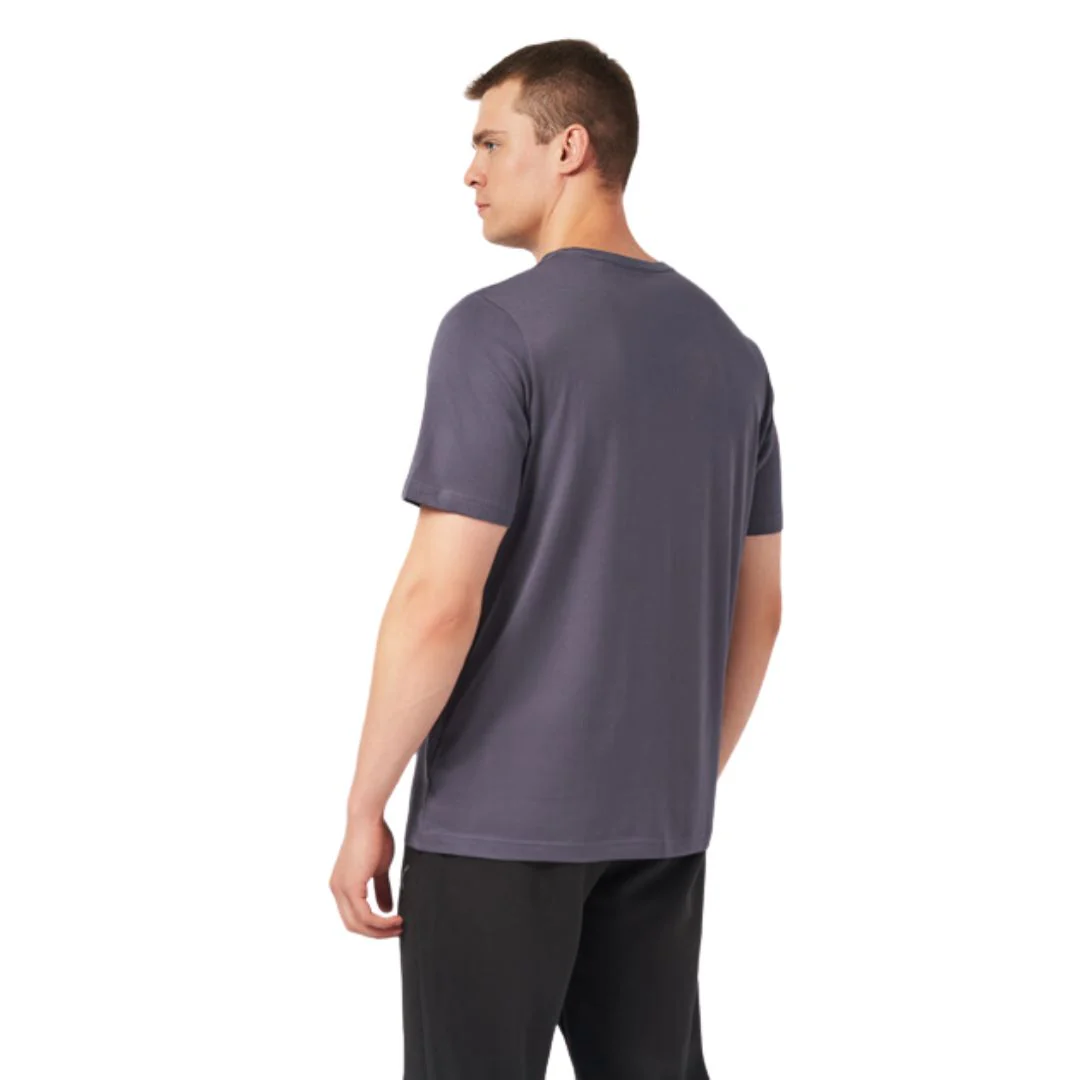 Essential Small Logo T-shirt - Image 2