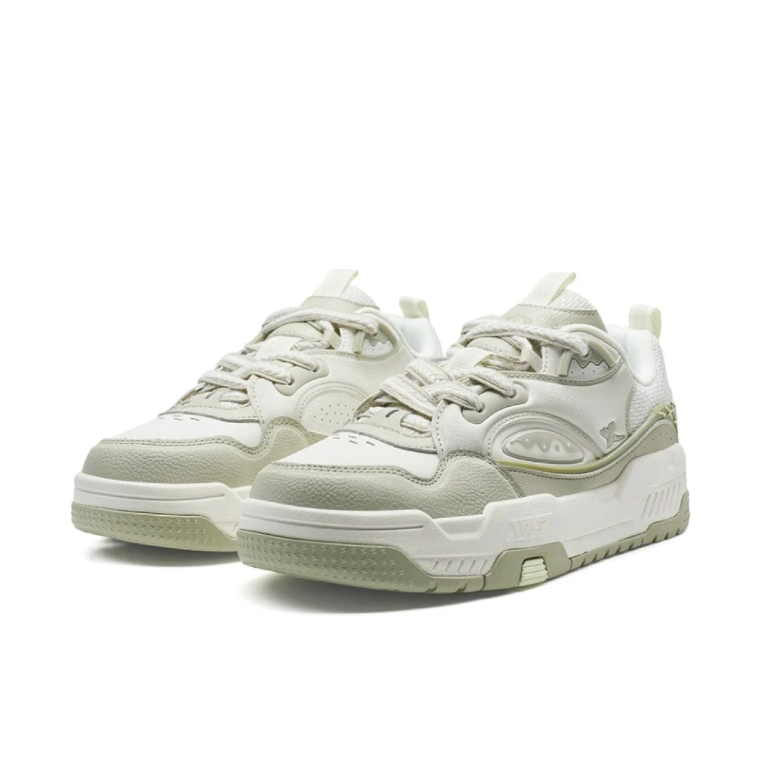 Skateboarding Shoes - Image 2