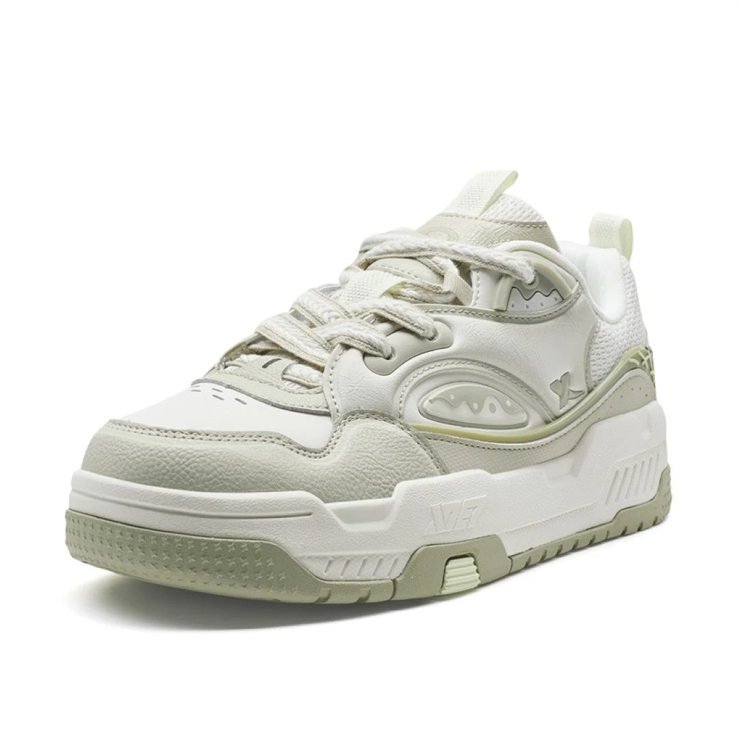 Skateboarding Shoes - Image 4