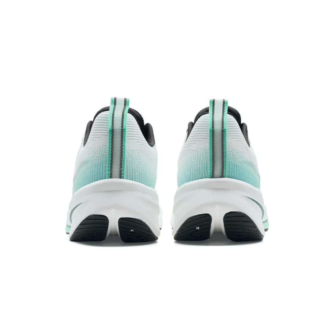 UltraFast 6.0 Shoes - Image 3