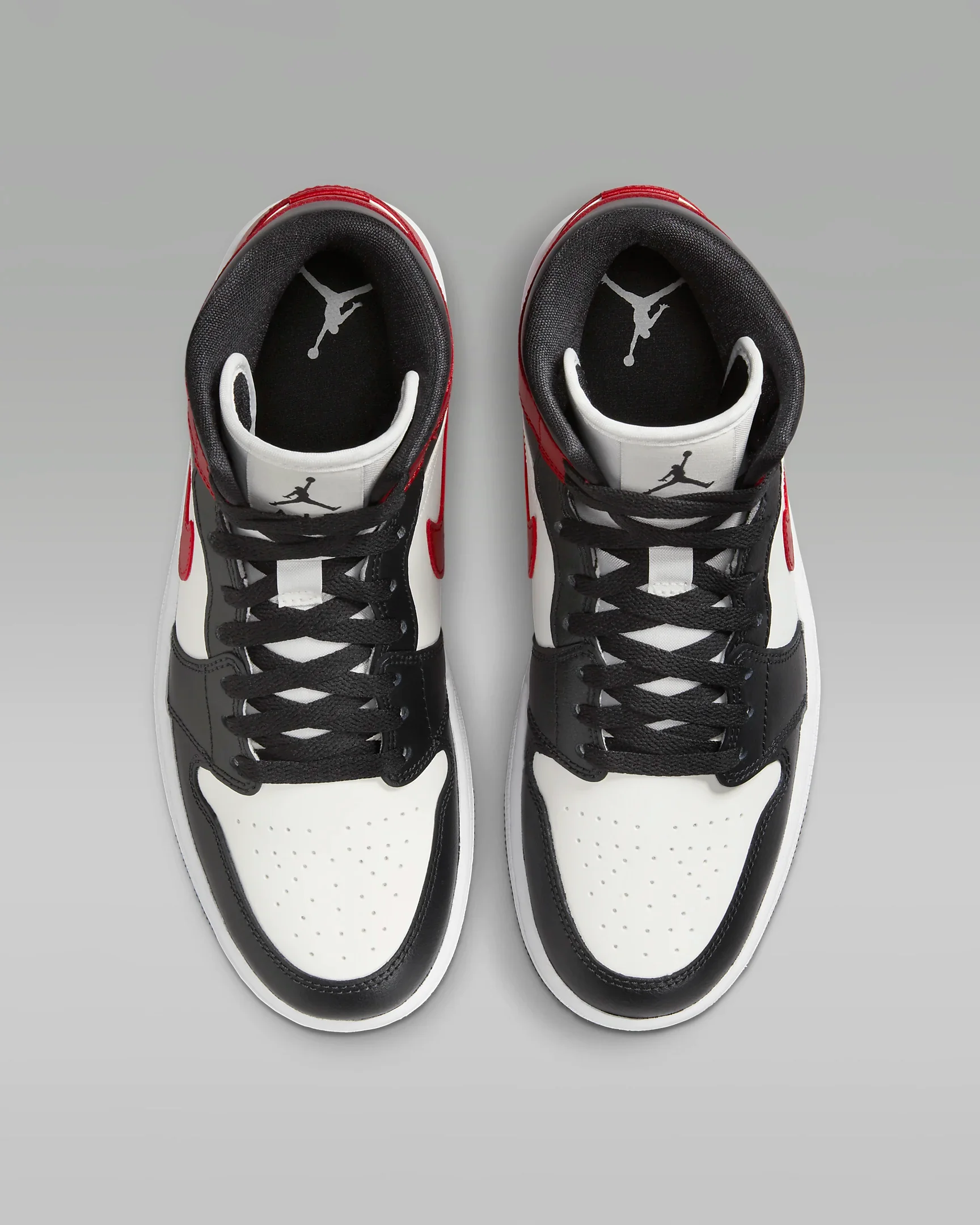 Air Jordan 1 Mid Shoes - Image 3