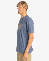 Insignia T-shirt - Image 3