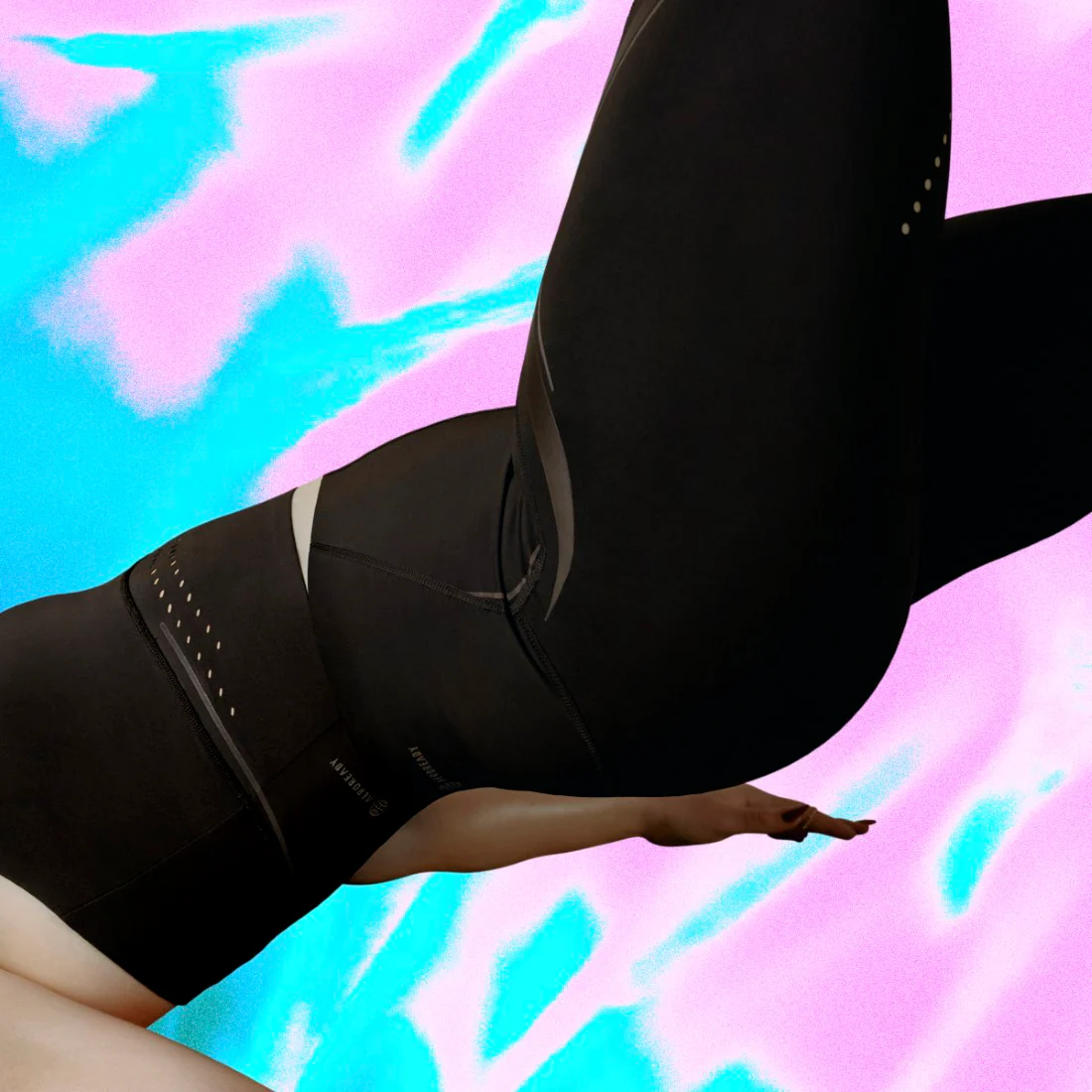 Tailored HIIT Luxe 45 seconds Training 7/8 Leggings - Image 4