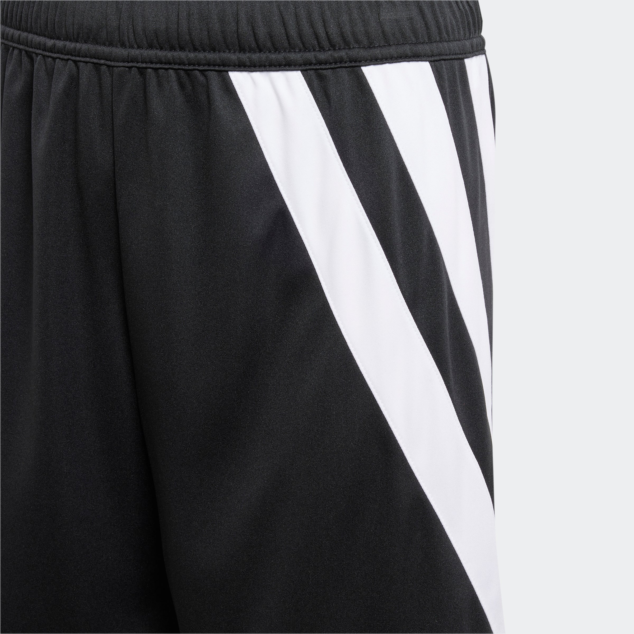 Fortore 23 Shorts - Image 10