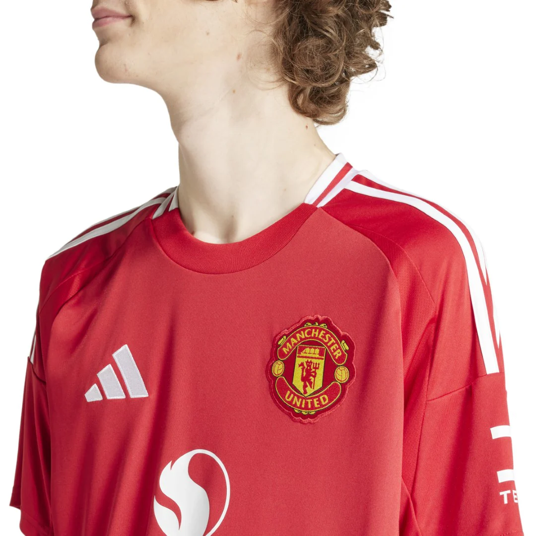 Manchester United 24/25 Home Jersey - Image 4