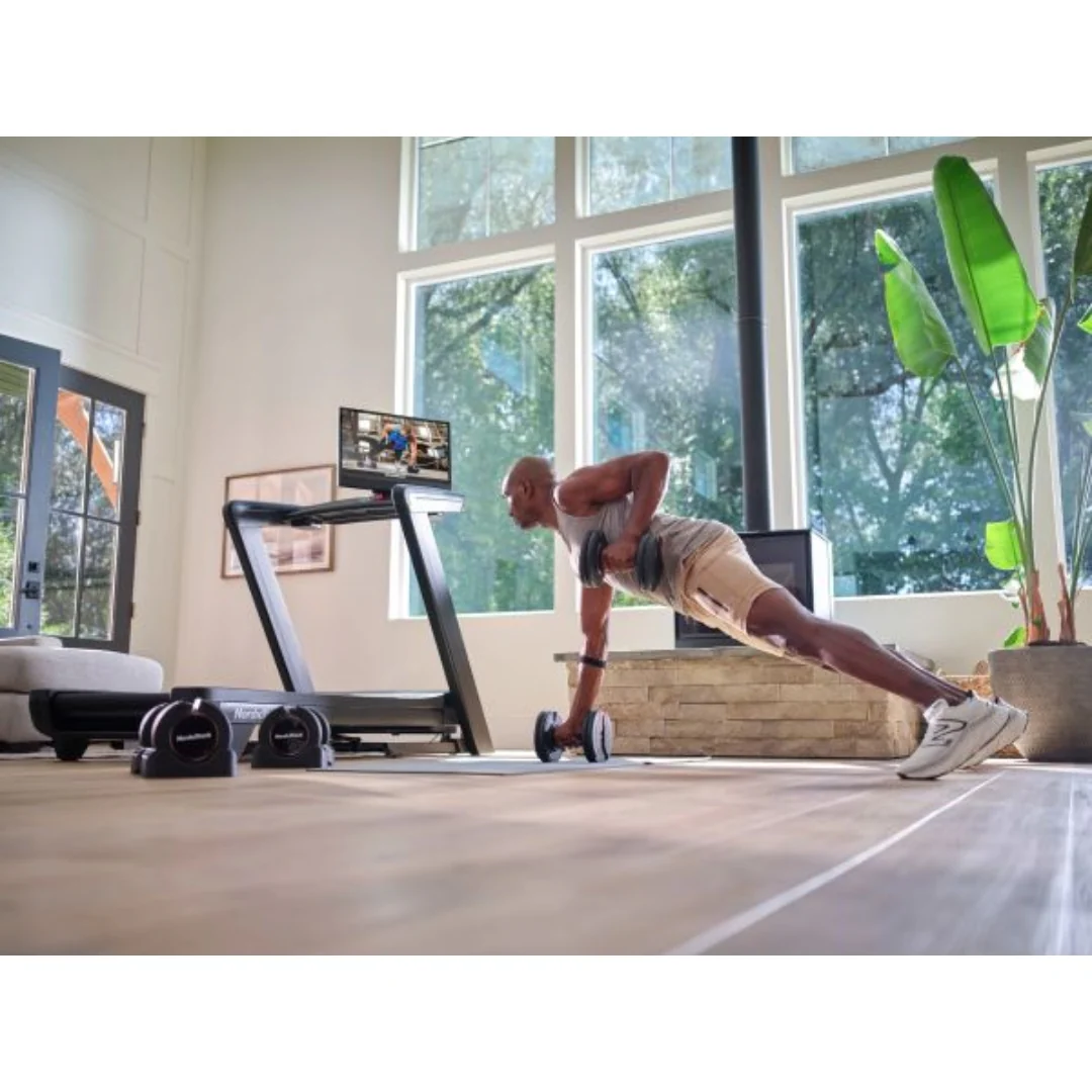 Commercial 2450 Treadmill - Image 8