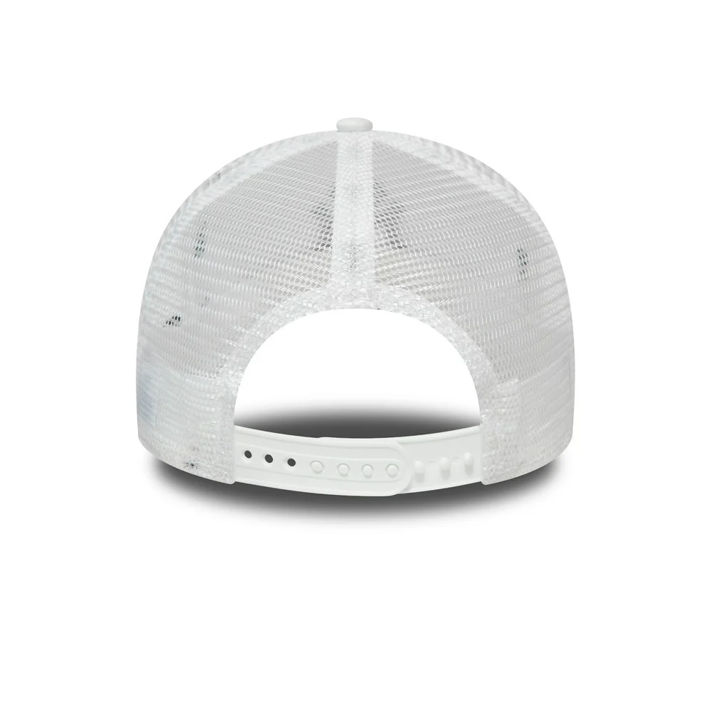 Essential AF Trucker New York Yankees Cap - Image 3