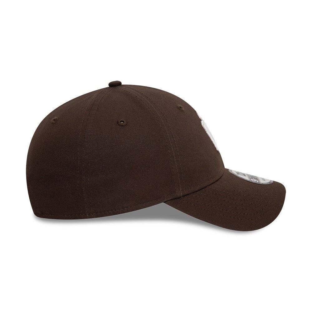 NOS League Essential 9Forty New York Yankees Cap - Image 3