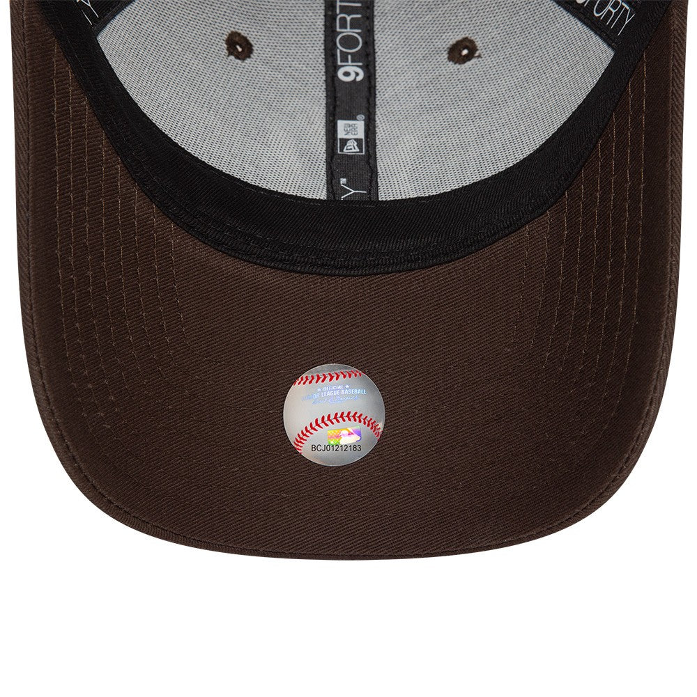 NOS League Essential 9Forty New York Yankees Cap - Image 5