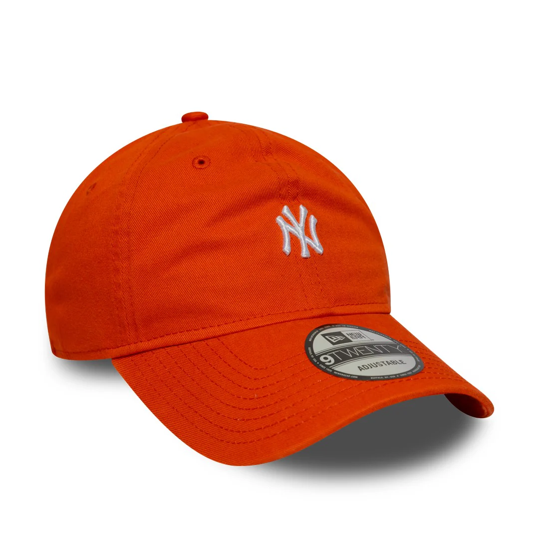 Mini Logo 9Twenty New York Yankees Cap - Image 2