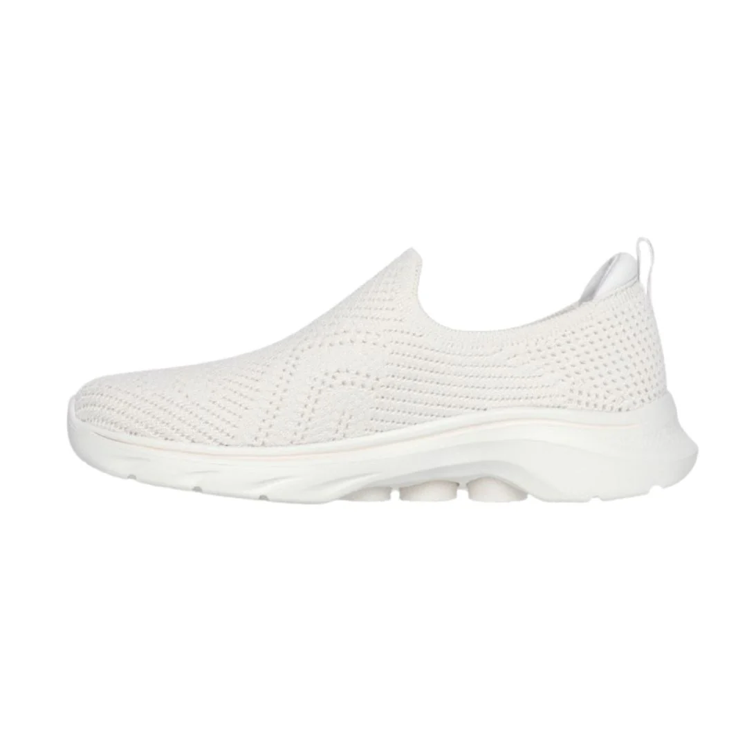 Go Walk 7 - Amina Walking Shoes - Image 3