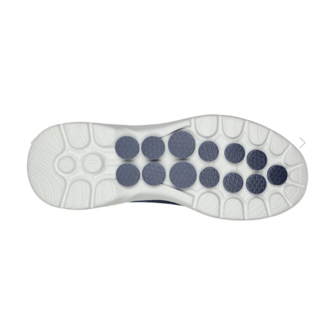 Go Walk 6 - Traverse Walking Shoes - Image 3
