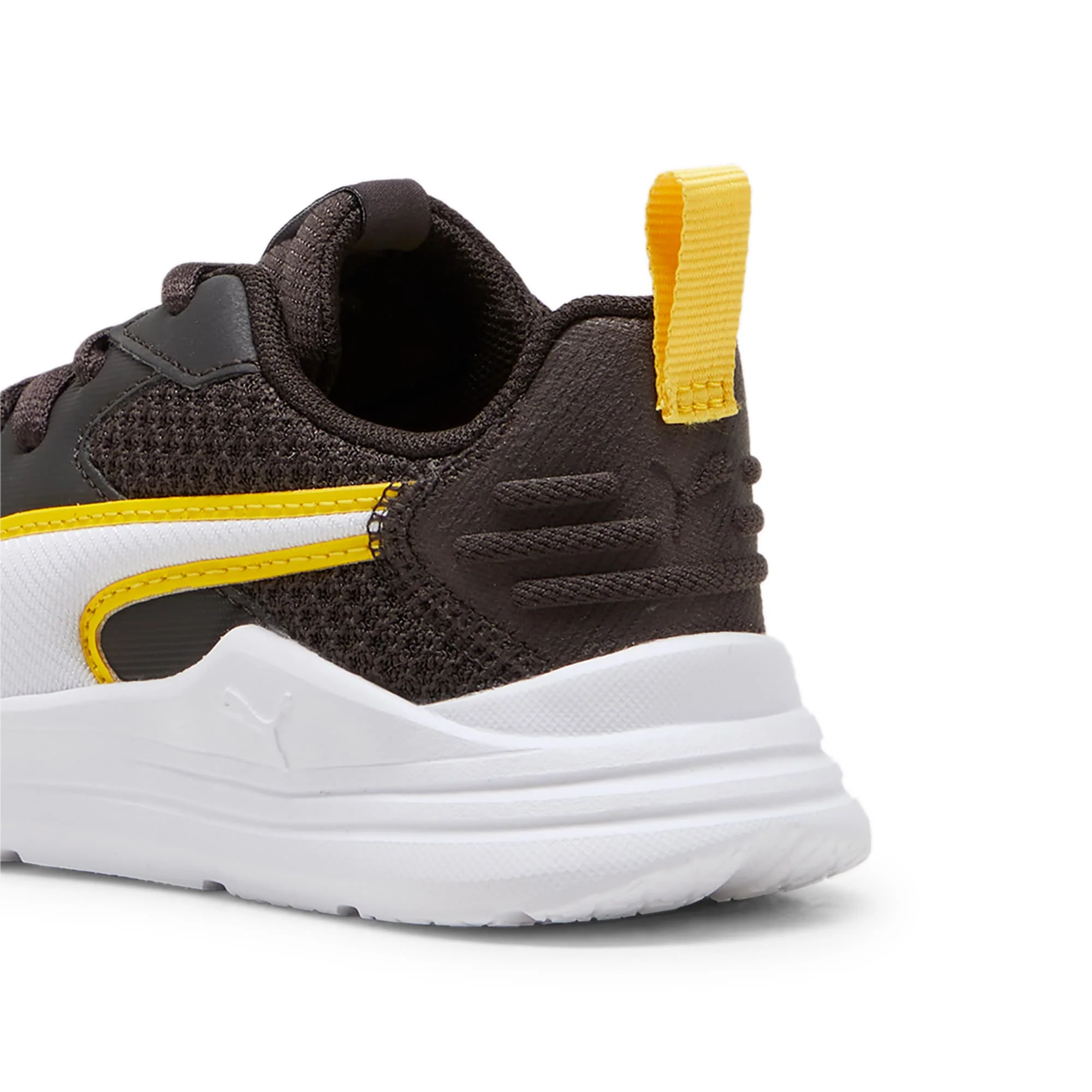 Wired Run Pure Shoes - Image 4