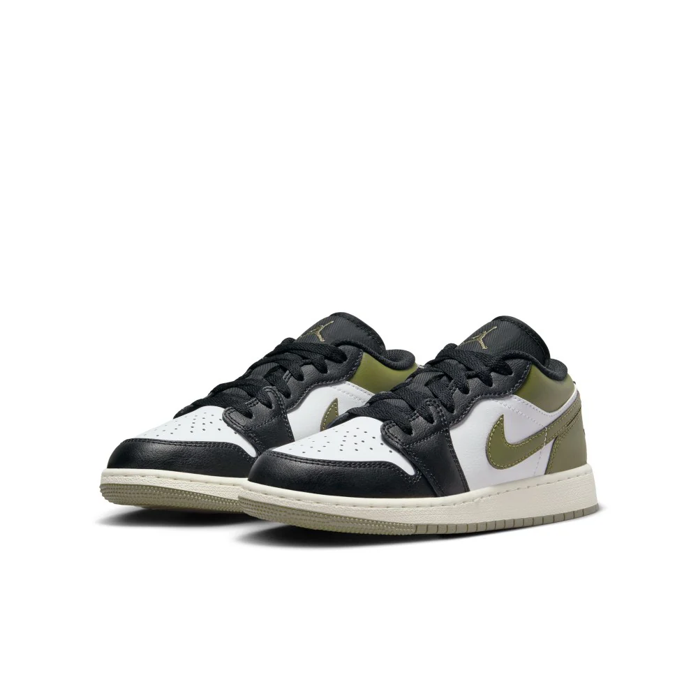Air Jordan 1 Low Bg Lifestyle Shoes - Image 2