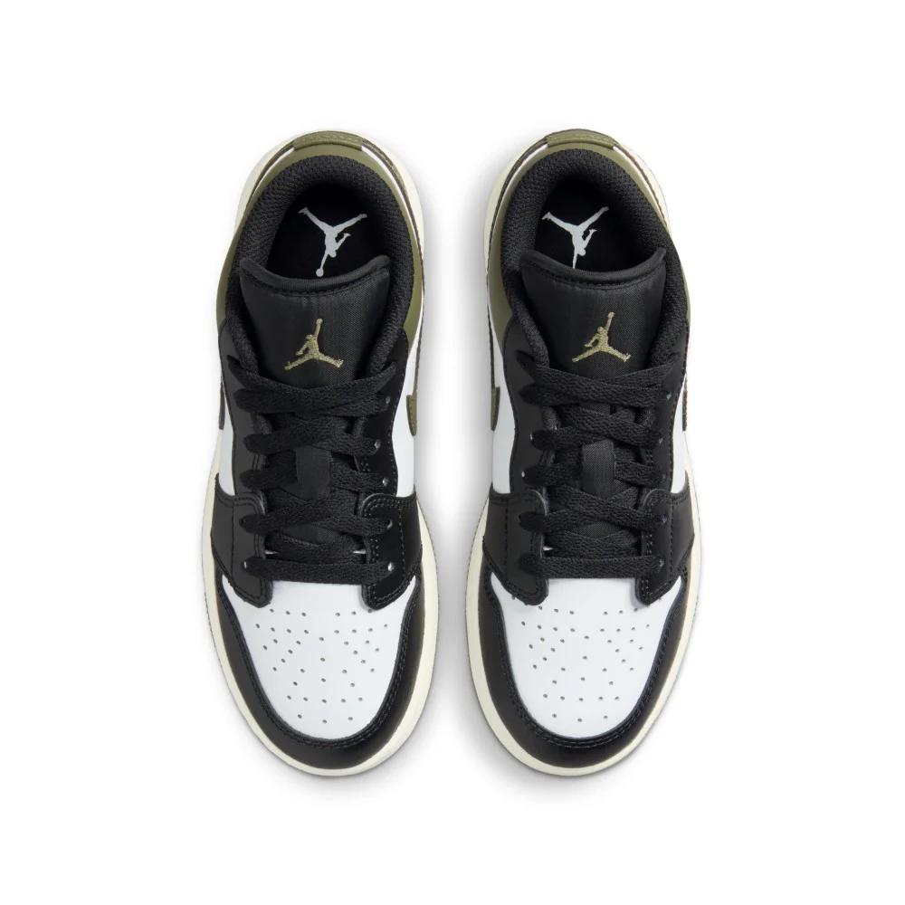 Air Jordan 1 Low Bg Lifestyle Shoes - Image 4
