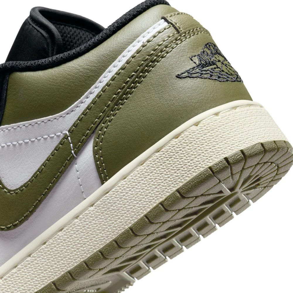 Air Jordan 1 Low Bg Lifestyle Shoes - Image 8