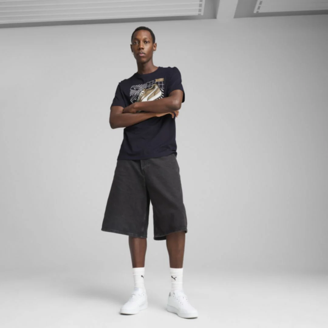 GRAPHICS Sneaker T-shirt - Image 4