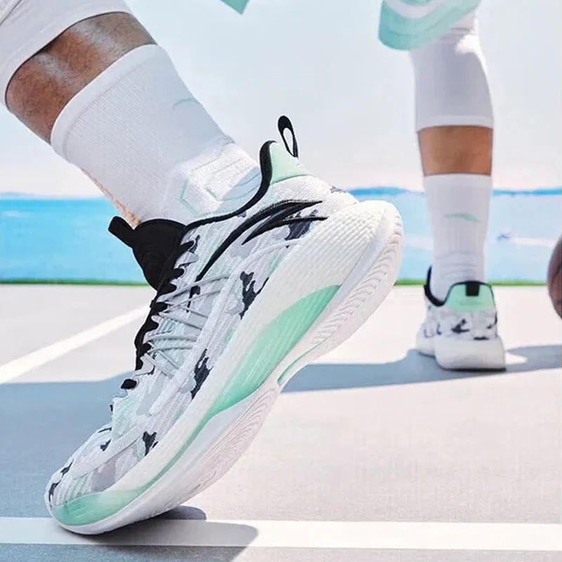 Skyline Team Basketball Shoes - Image 3