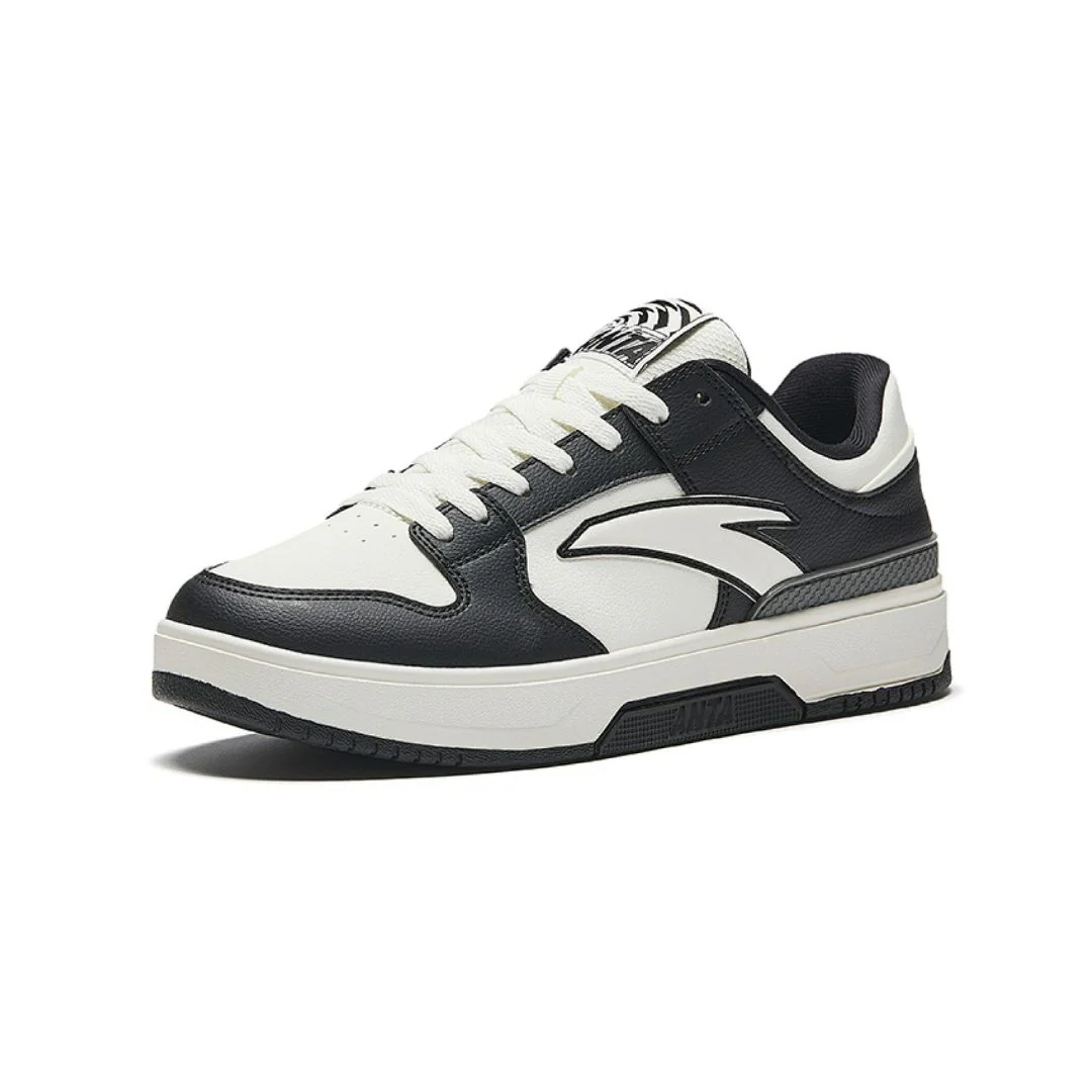 Basic Classic Sneakers - Image 3