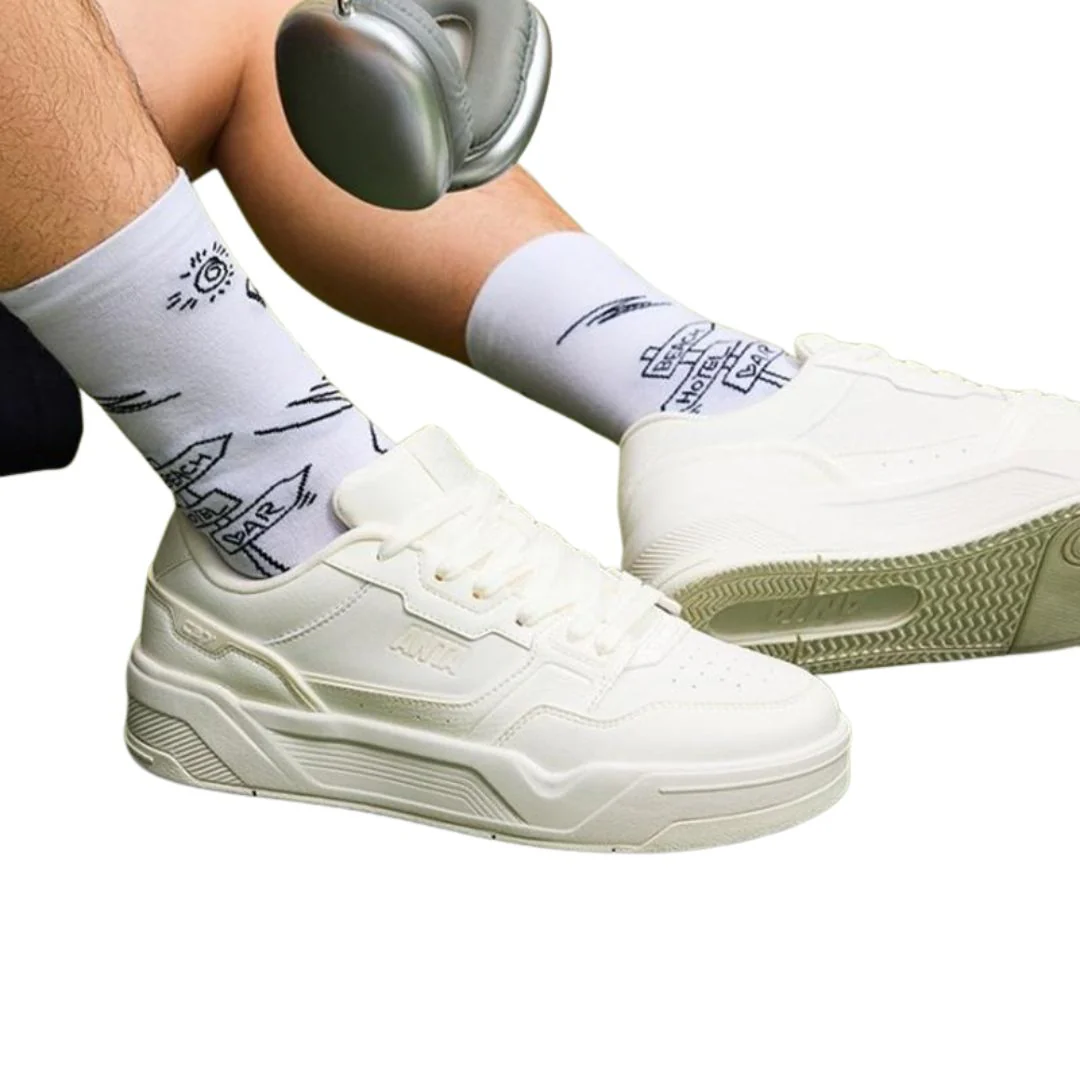 C37 Shoes - Image 3