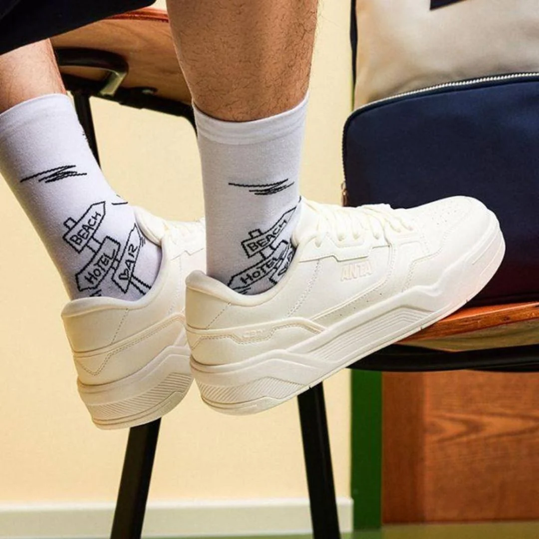 C37 Shoes - Image 5