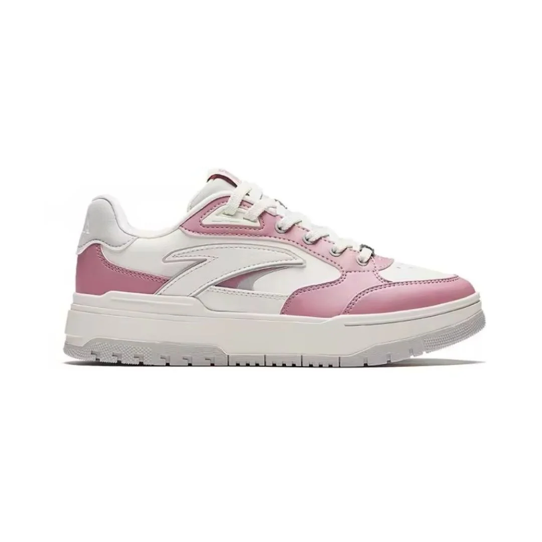 982 Sports Sneakers