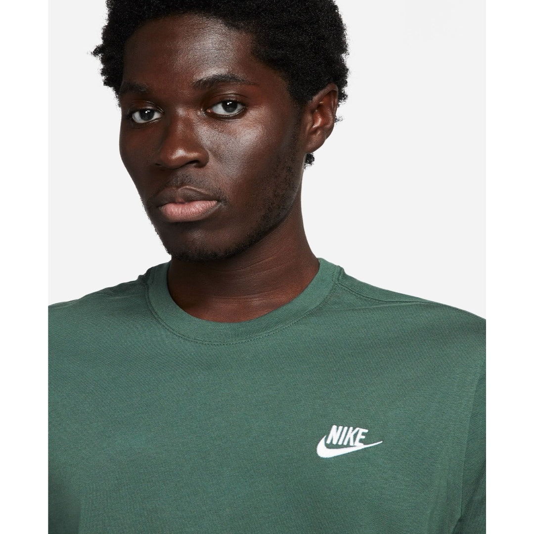 Club T-Shirt - Image 3