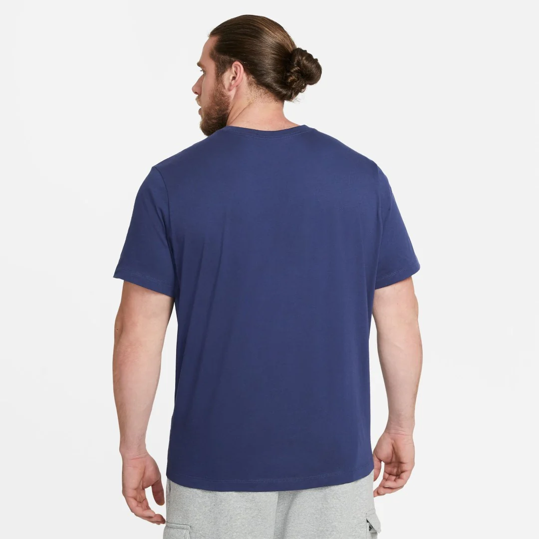 Sportswear Club  T-Shirt - Image 3