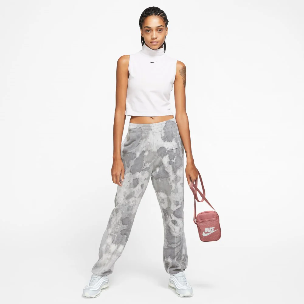 Heritage Cross-Body Bag (Small, 1L) - Image 9