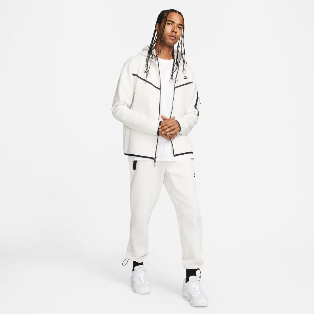 Sportswear Tech Fleece Sweatshirt - Image 3
