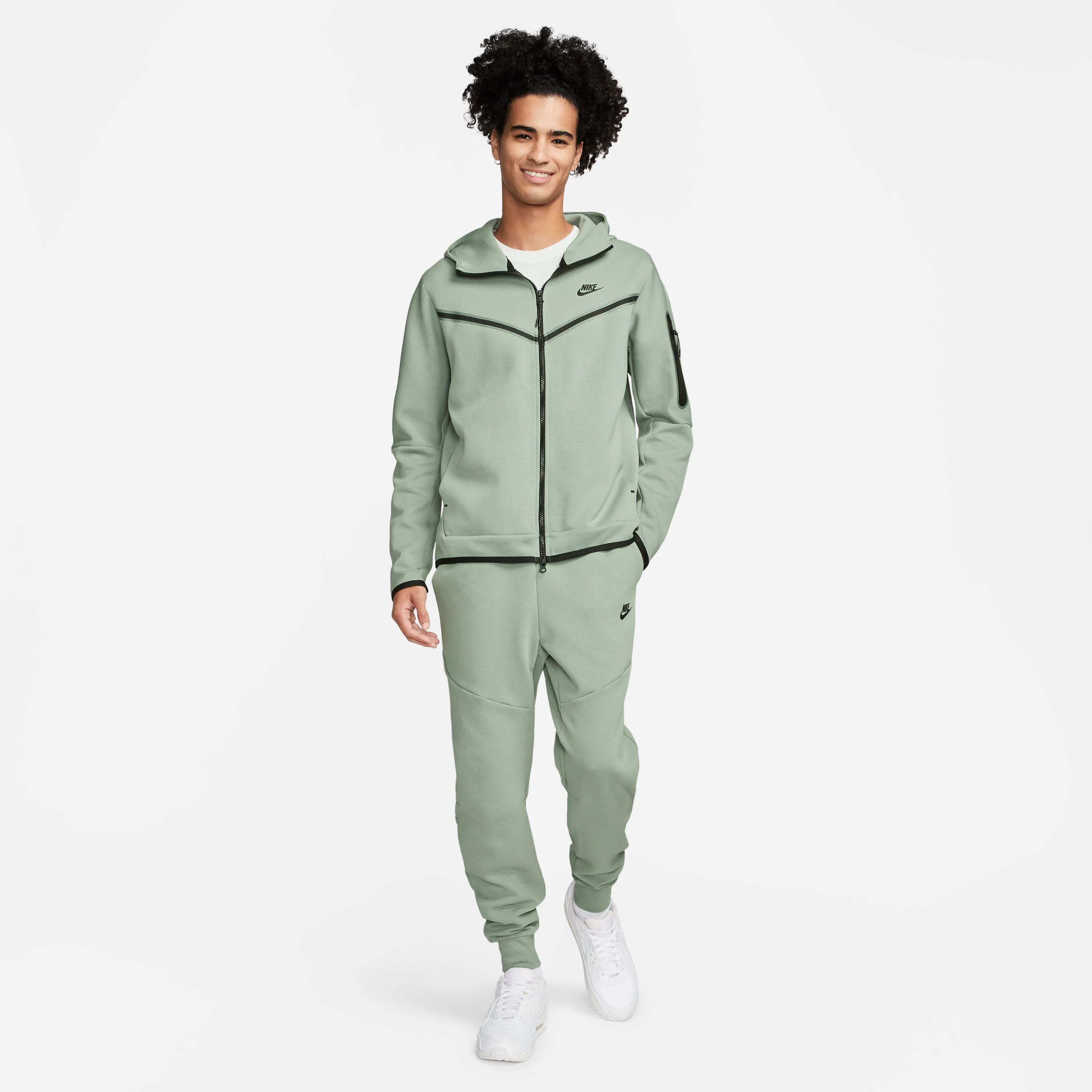 Sportswear Tech Fleece Joggers - Image 3