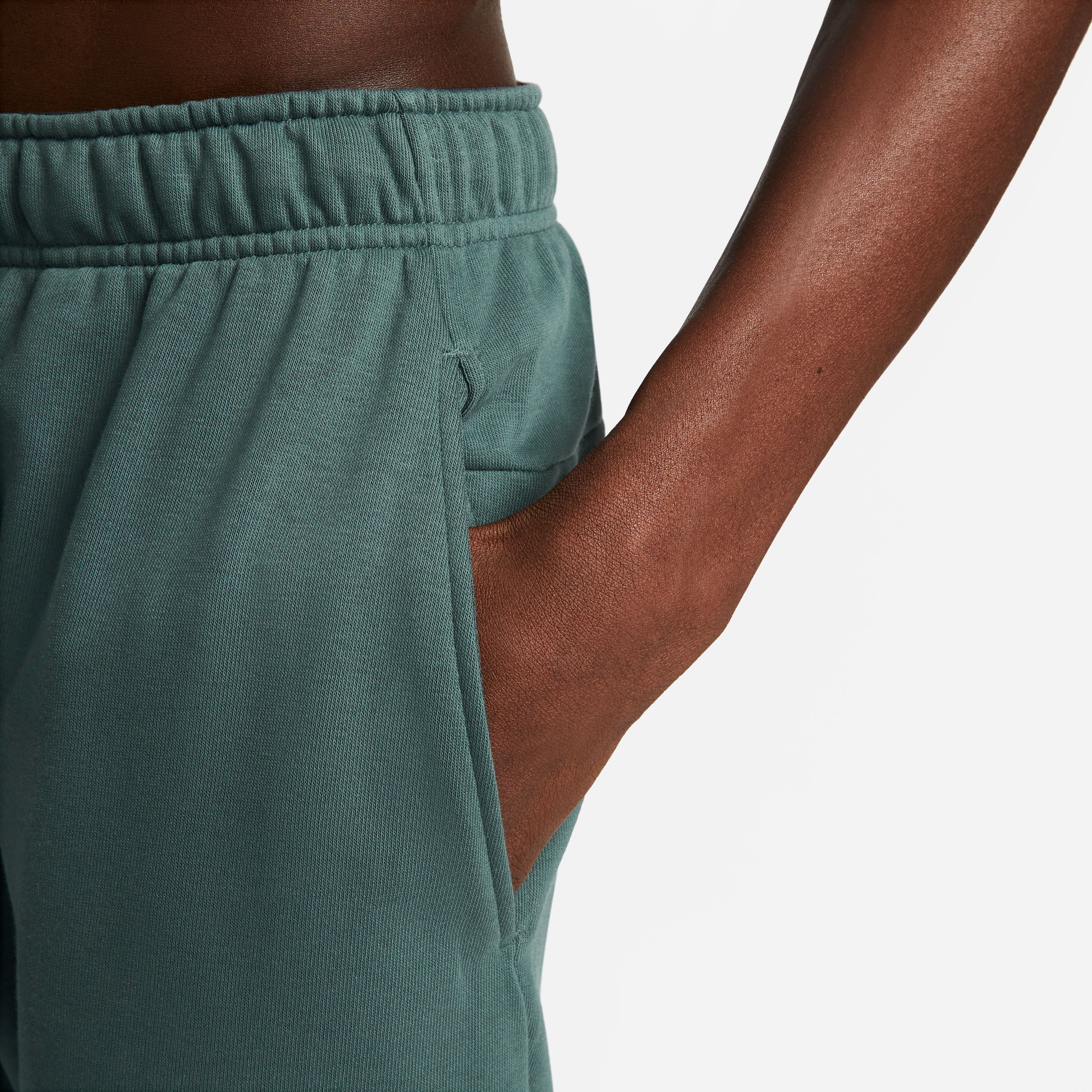 Graphic Dri-FIT Taper Fitness Pants - Image 5