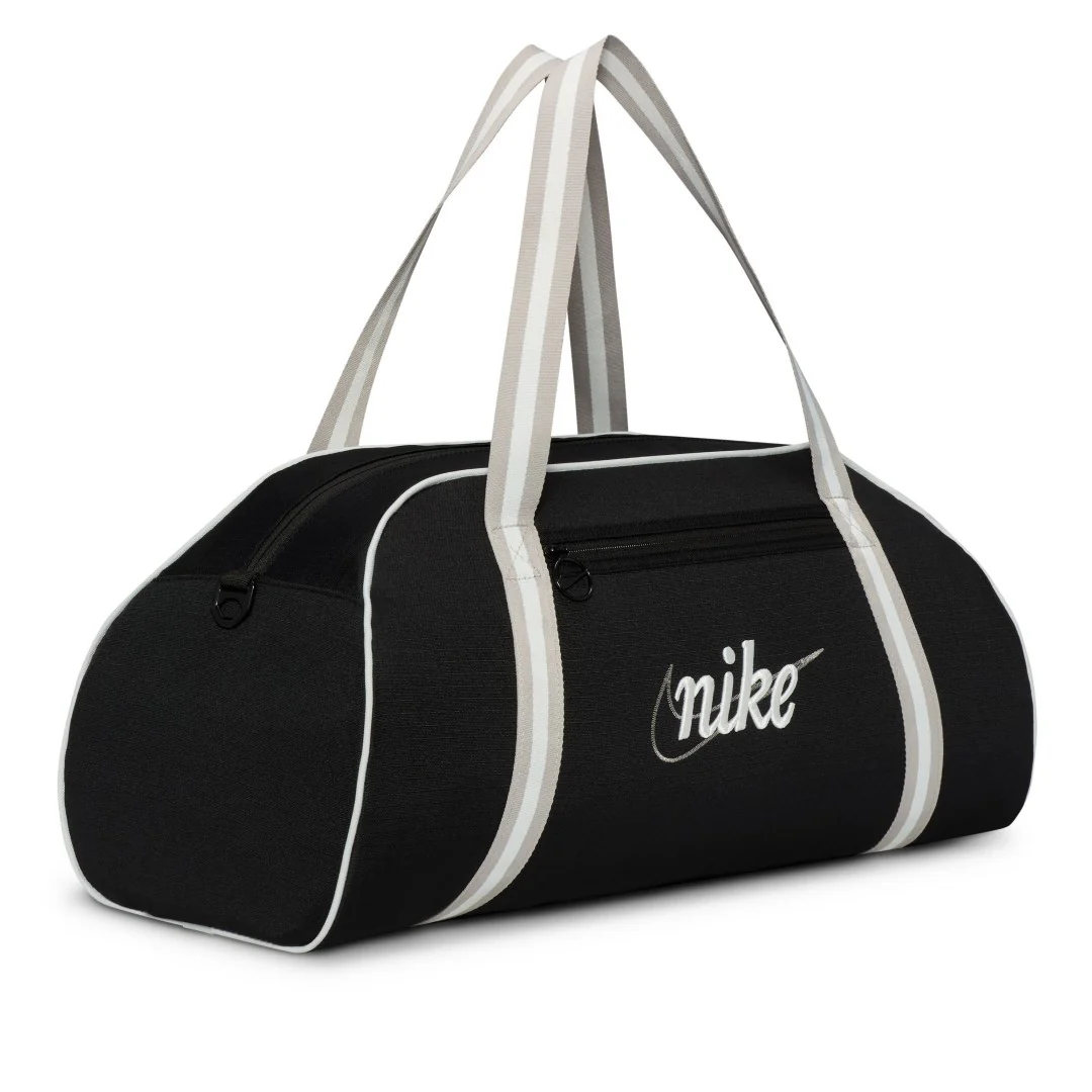 Gym Club Retro Training Bag (24L) - Image 3