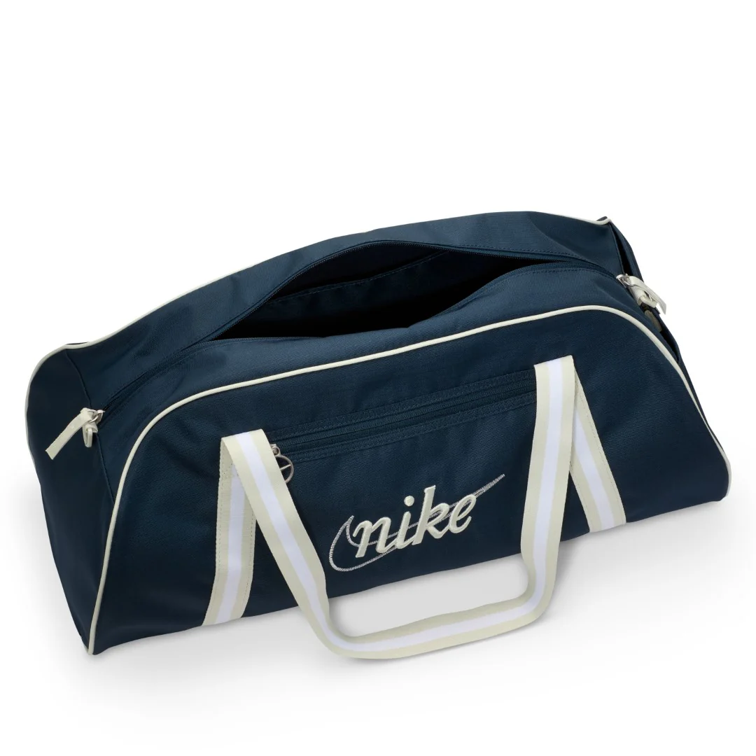 Gym Club (24L) Duffle Bag - Image 11