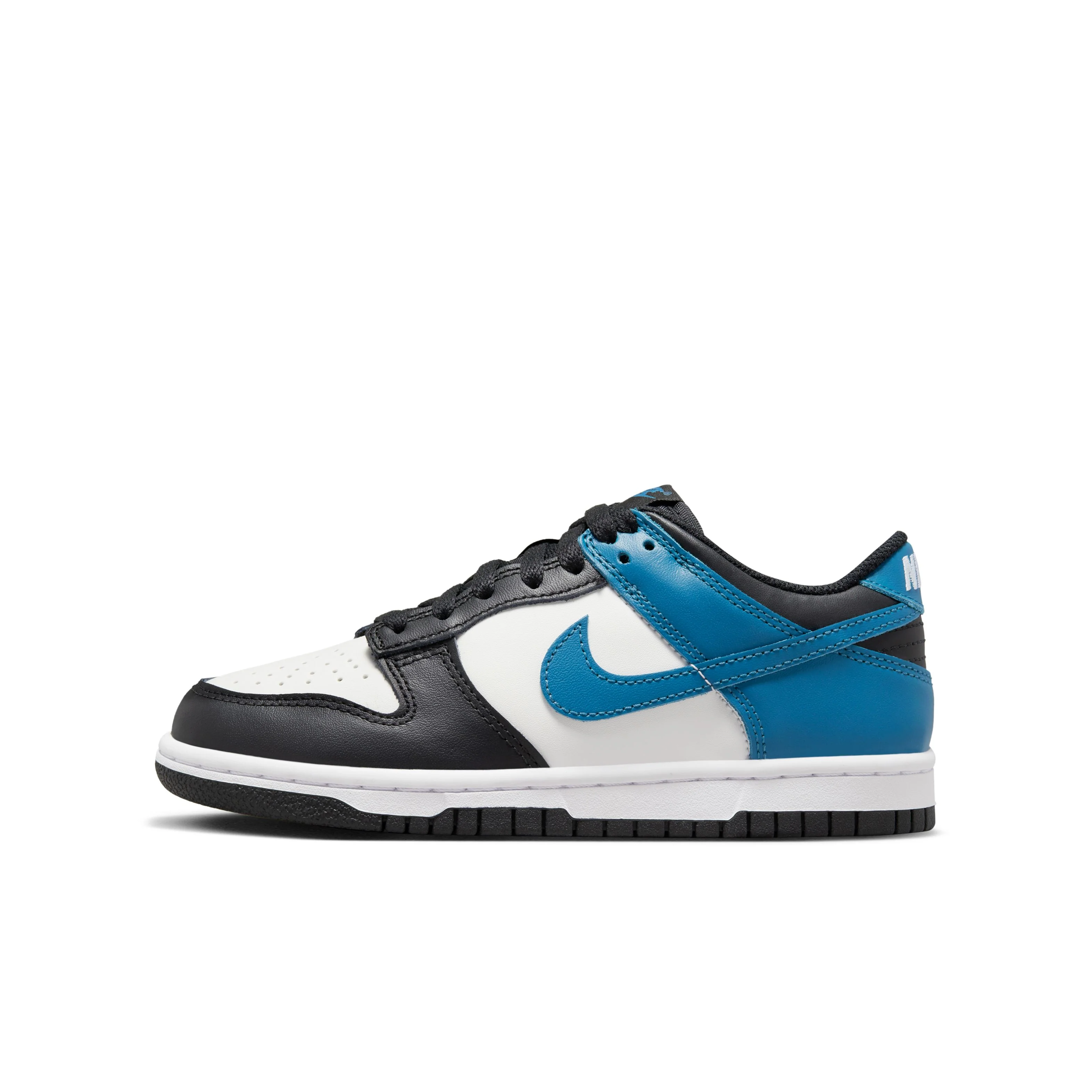 Dunk Low Lifestyle Shoes - Image 2