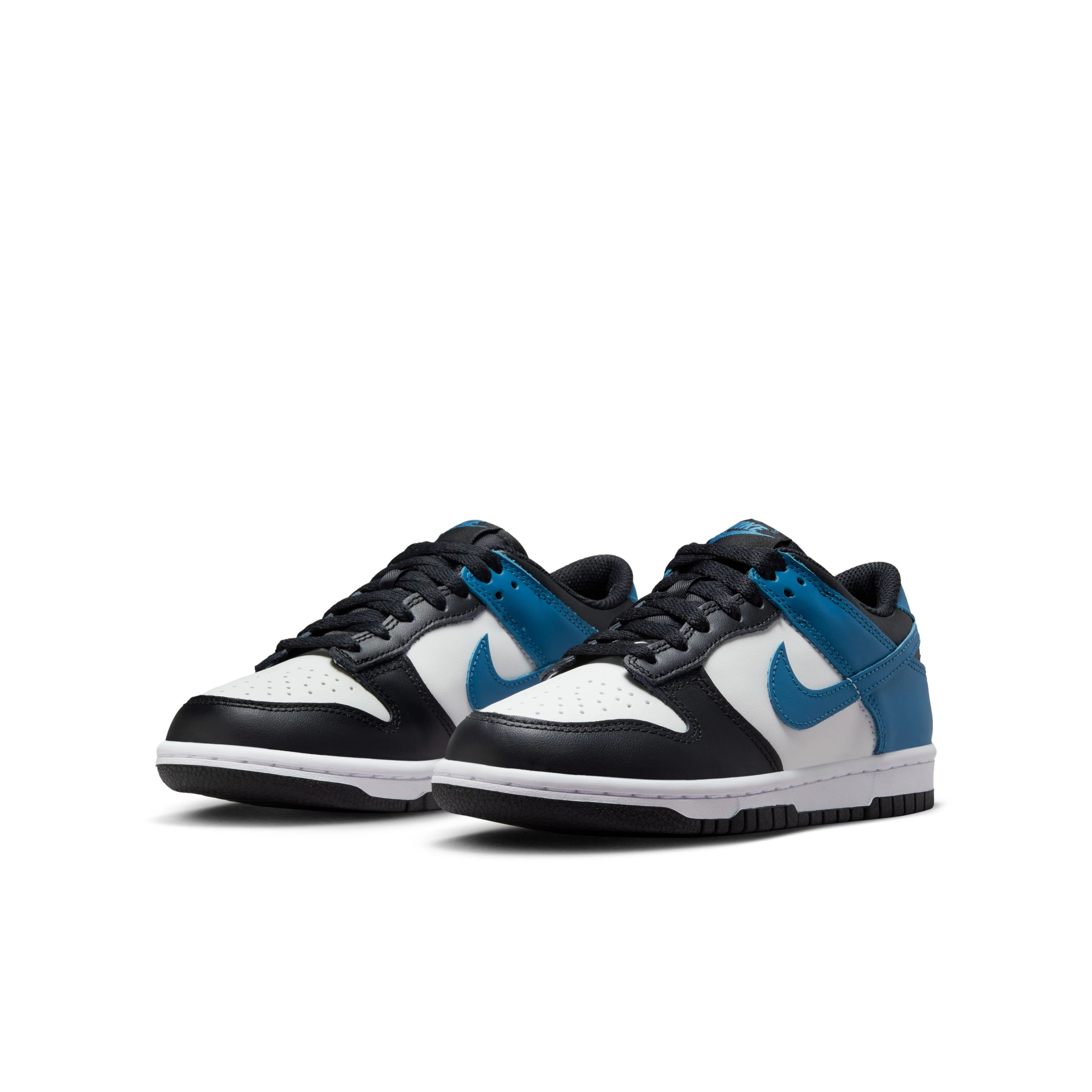 Dunk Low Lifestyle Shoes - Image 8