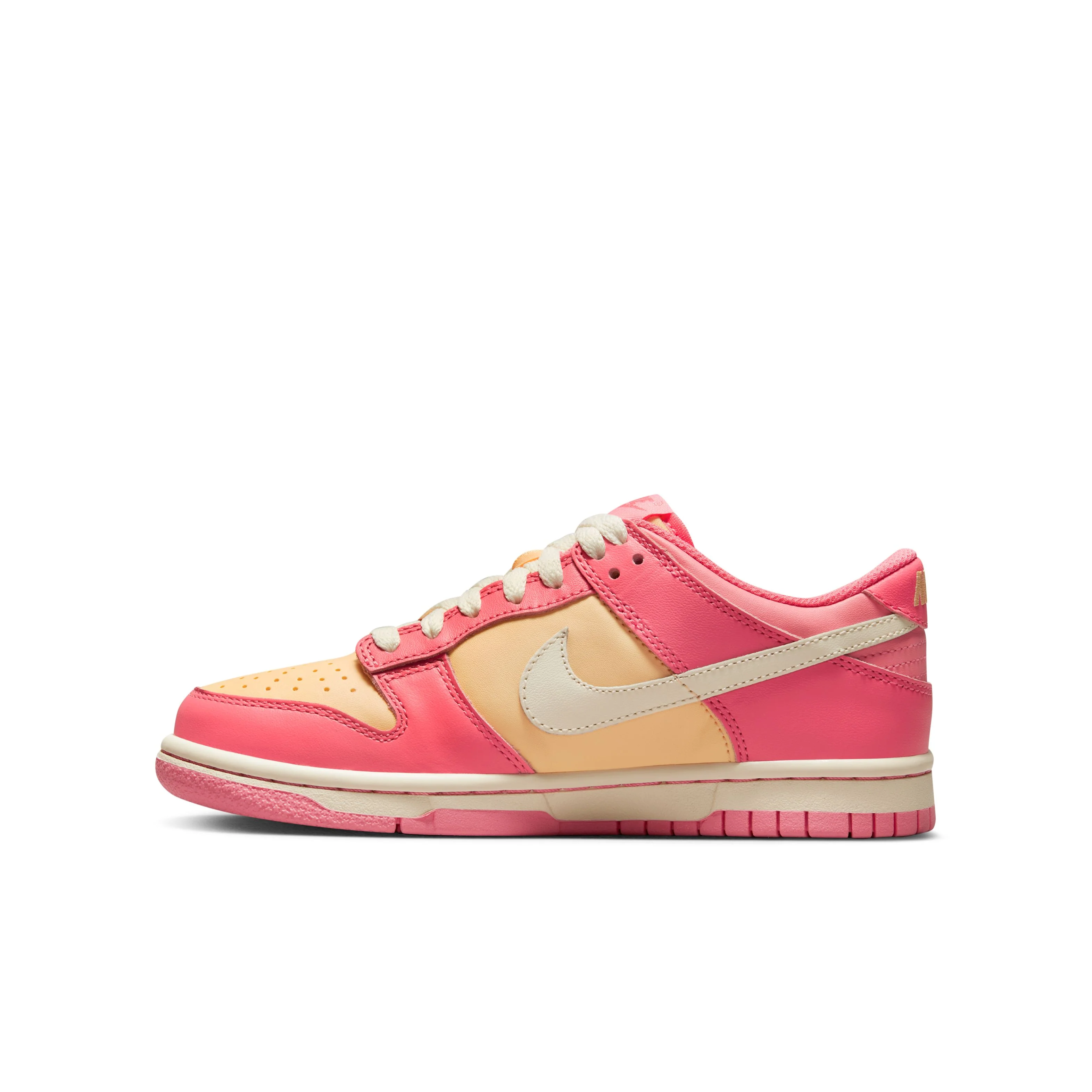 Dunk Low Lifestyle Shoes - Image 2