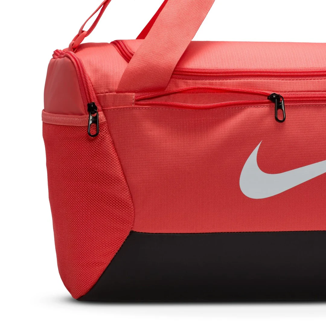 Brasilia 9.5 Training Unisex Duffel Bag (Small, 41L) - Image 9