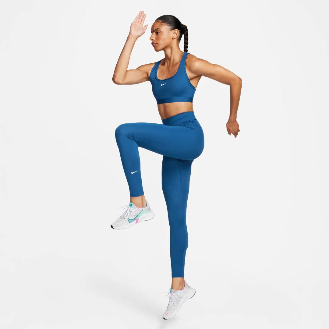 One High-Rise Leggings - Image 3