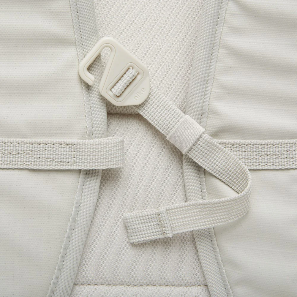 Heritage Winterized Eugene Backpack (23L) - Image 8