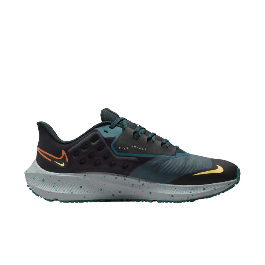 Pegasus 39 Shield Road Running Shoes - Image 5