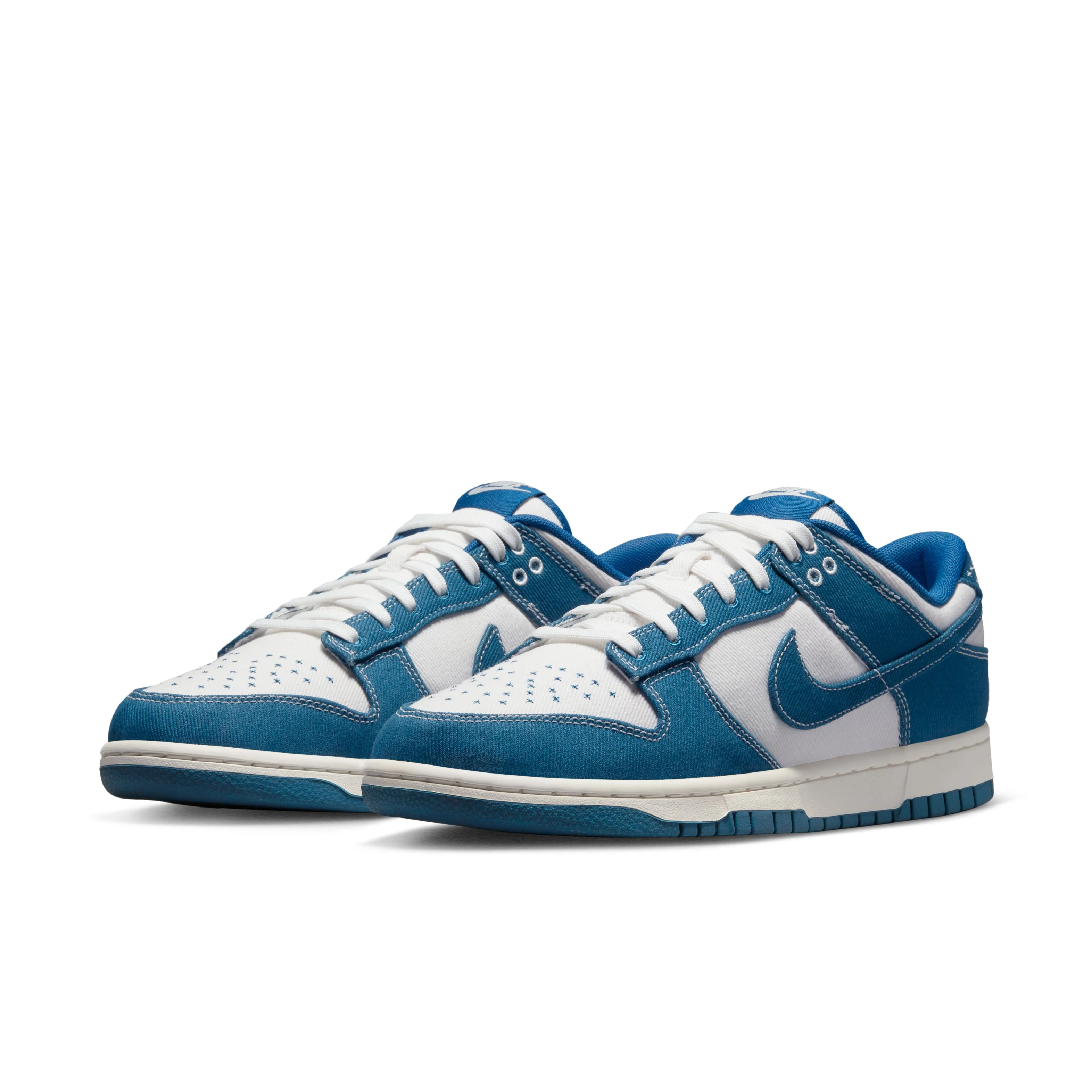 Dunk Low Retro SE Lifestyle Shoes - Image 3