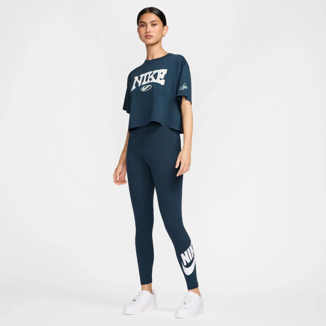 Classic High-Waisted Graphic Leggings - Image 4