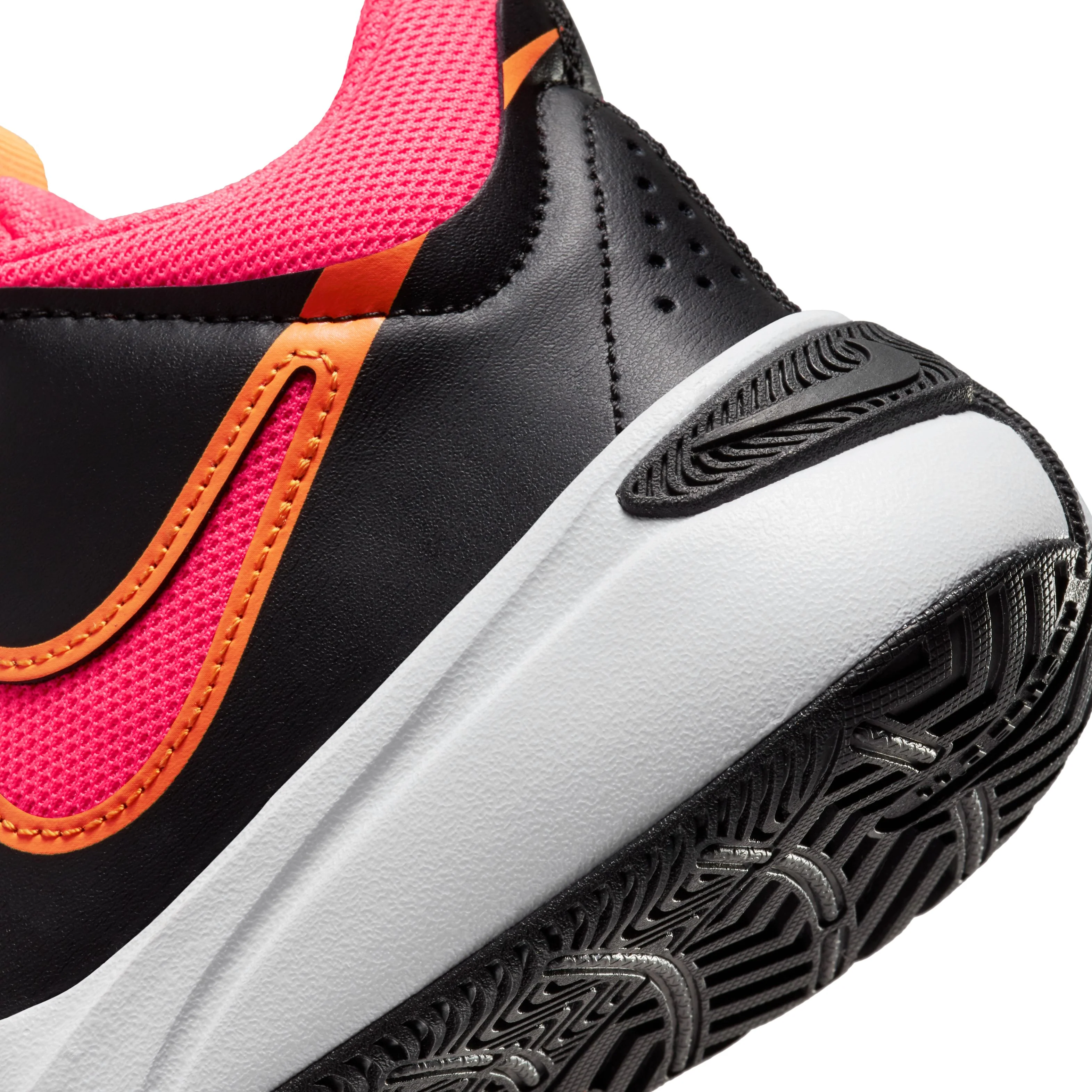 Team Hustle D 11 Basketball Shoes - Image 5