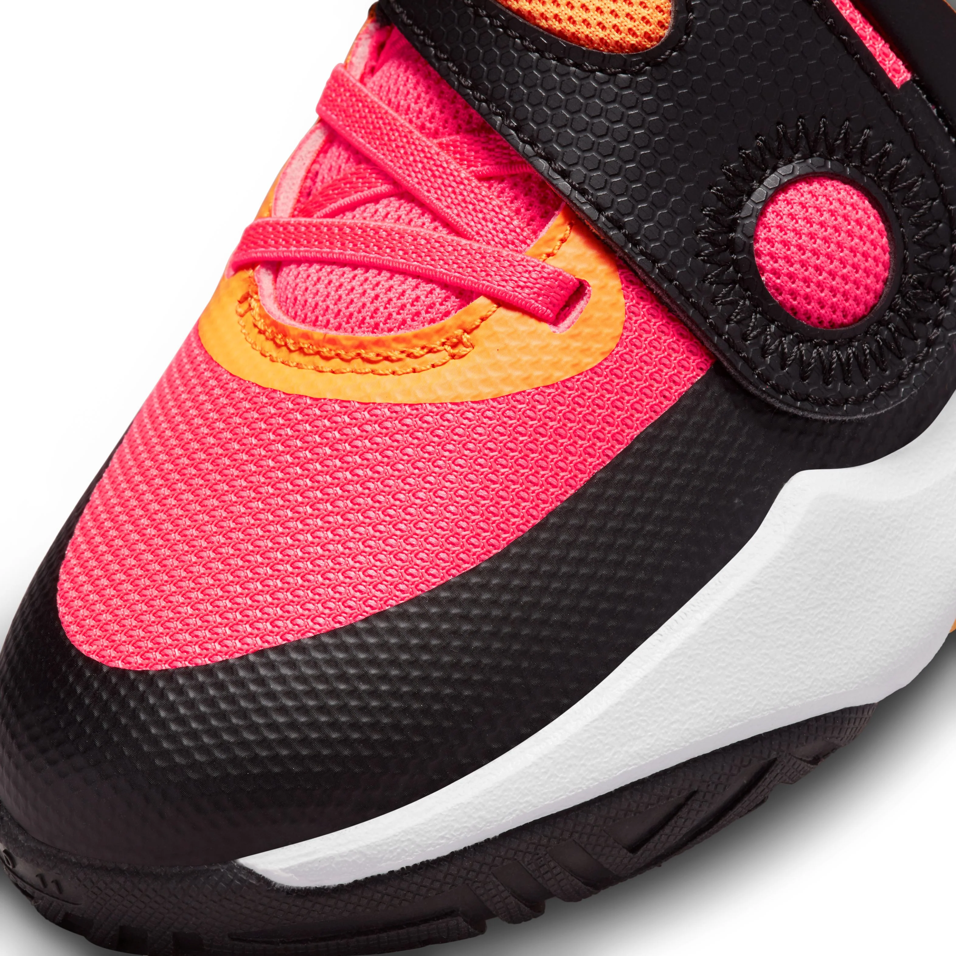 Team Hustle D 11 Basketball Shoes - Image 6